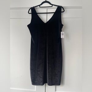 Torrid Black Velvet Bow Back Mini Dress NWT Size 0 (L/12)